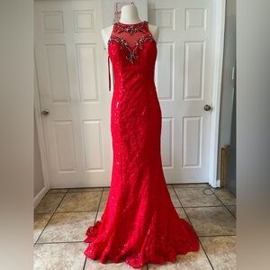 Stunning Red Lace XS Evening Gown